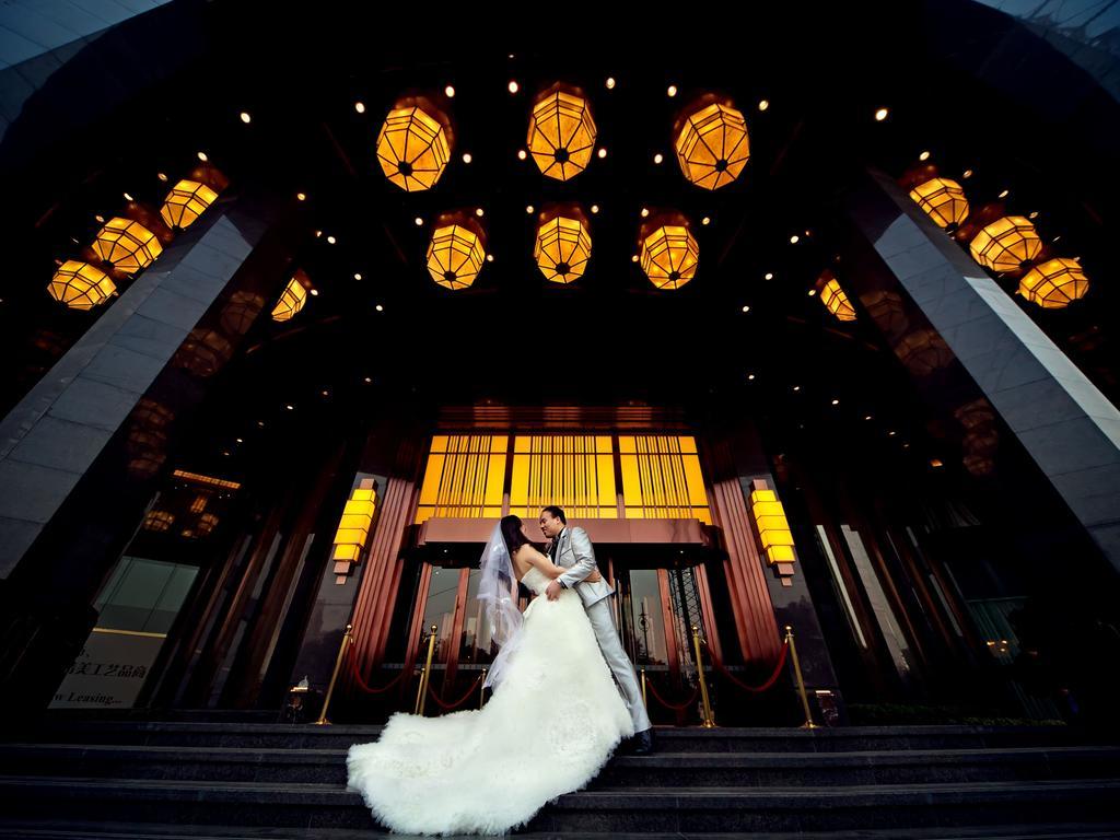 Optics Valley Kingdom Plaza Wuhan Buitenkant foto