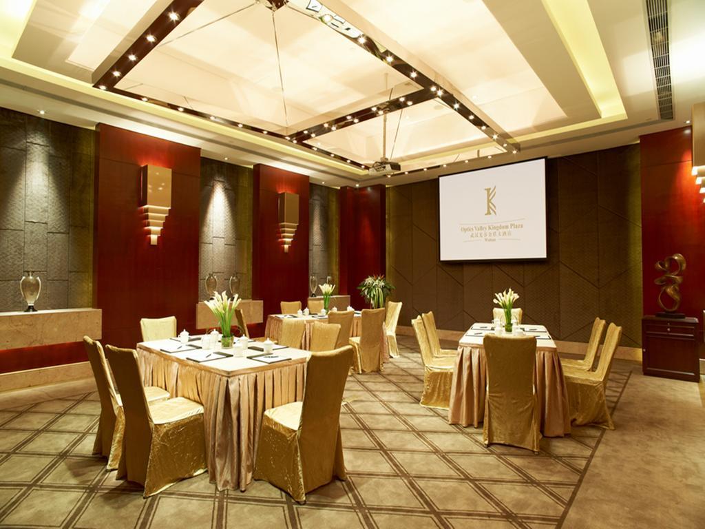 Optics Valley Kingdom Plaza Wuhan Buitenkant foto
