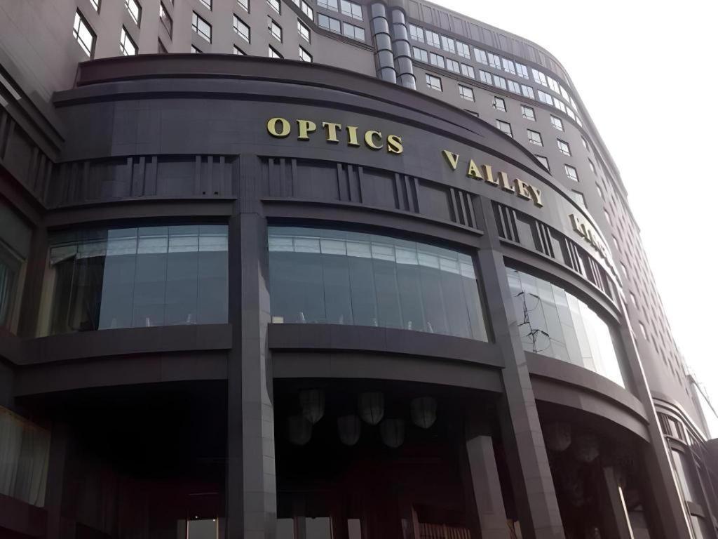 Optics Valley Kingdom Plaza Wuhan Buitenkant foto